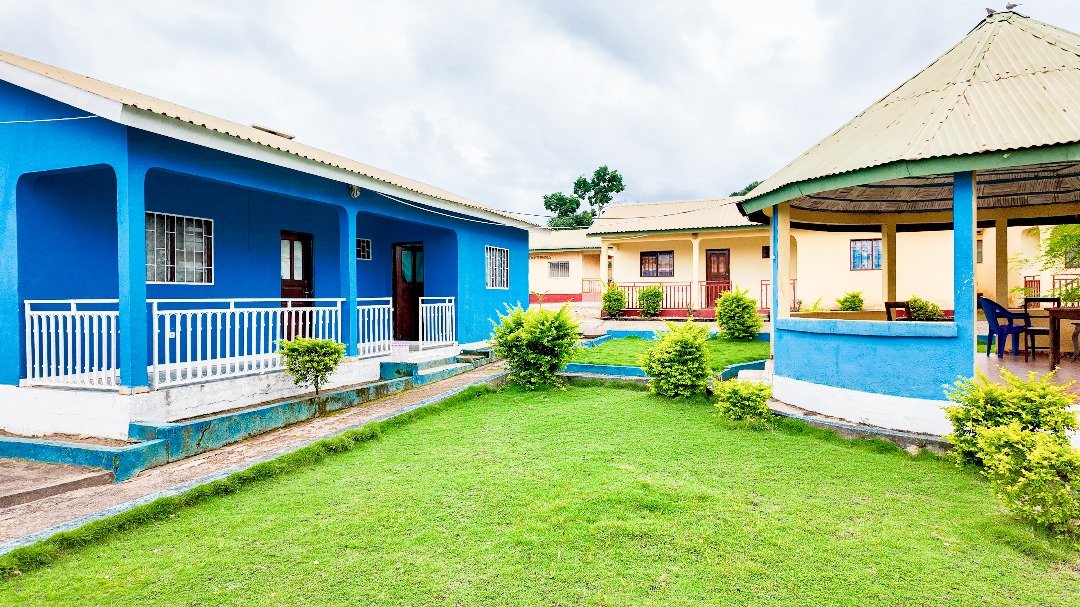 HOTEL BOMA
