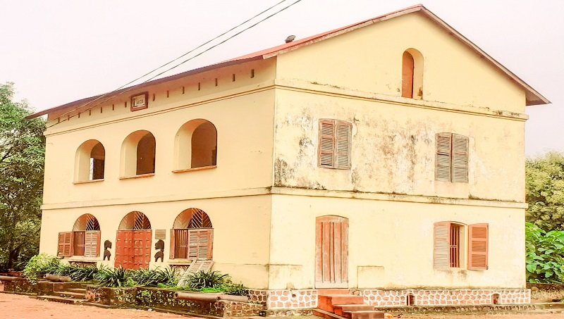 Musée — MUSEE DE BOKE